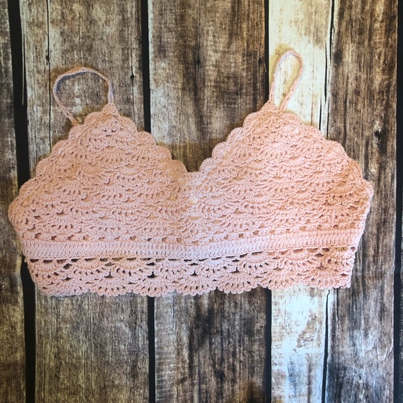 Listicle Other - Crochet Blush Pink Crop Top